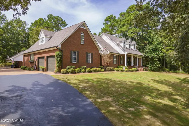 $575,000 | 180 Medon Malesus Road, Medon, TN 38356