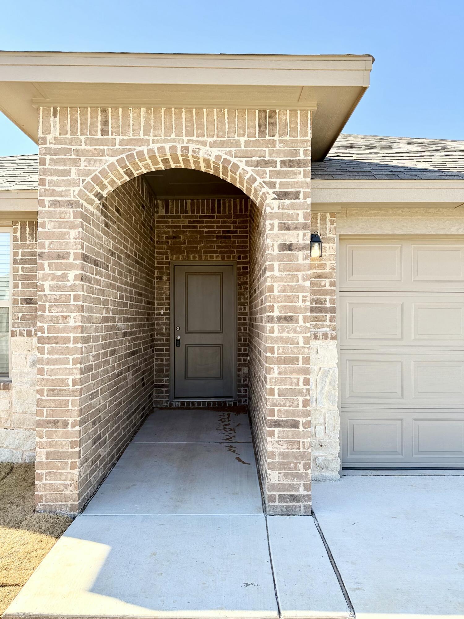 7013 25th Street Lubbock, TX 79407 - Photo 3 of 25 tempImageLTmzun