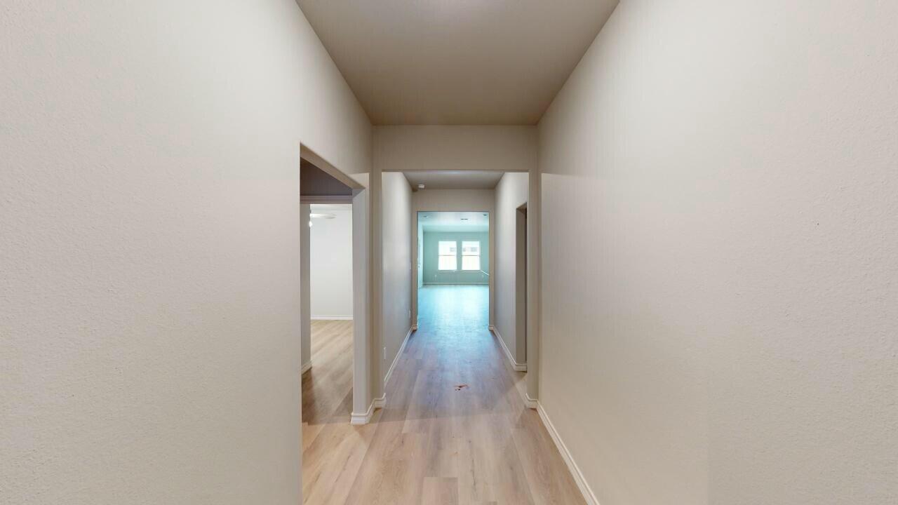 7013 25th Street Lubbock, TX 79407 - Photo 4 of 25 tempImageFfFHqP