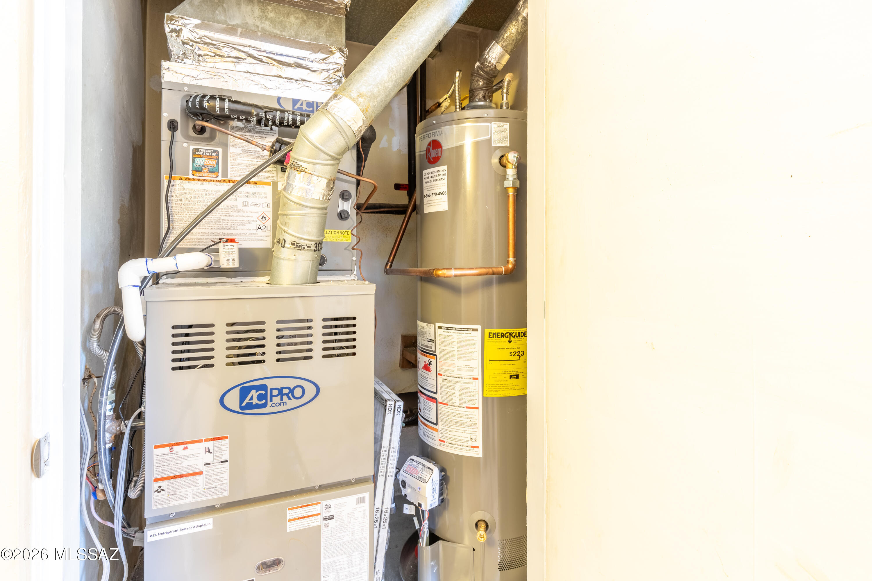 5901 North Oracle Road, Unit 12 Tucson, AZ 85704 - Photo 15 of 29 Check this out! Brand new HVAC system, hot water heater and all new copper plumbing throughout the unit.