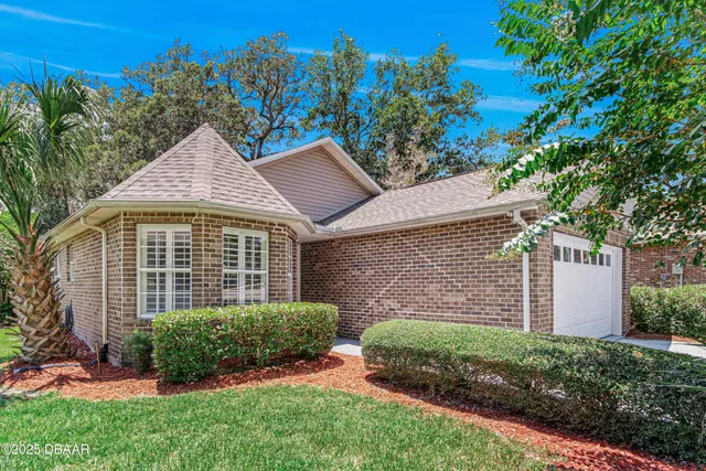 $2,000 | 6 Oak Village Drive, Ormond Beach, FL 32174