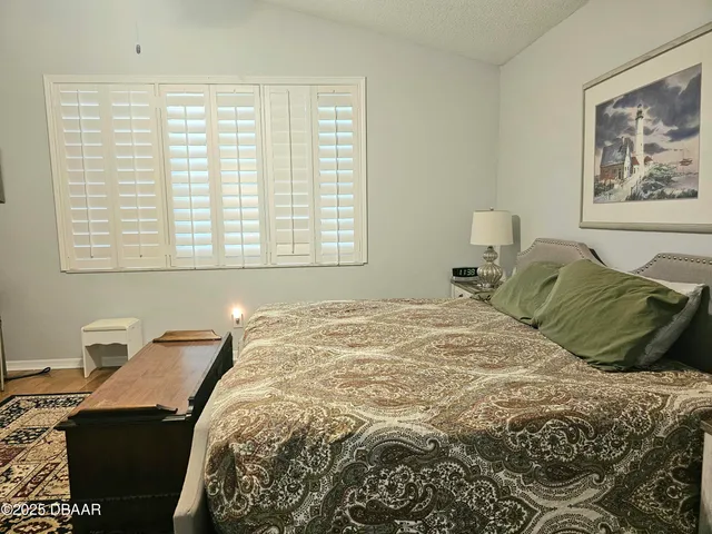 $2,000 | 6 Oak Village Drive, Ormond Beach, FL 32174