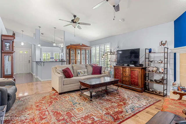 $2,000 | 6 Oak Village Drive, Ormond Beach, FL 32174