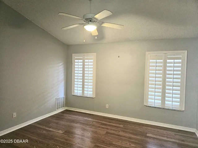 $2,000 | 6 Oak Village Drive, Ormond Beach, FL 32174