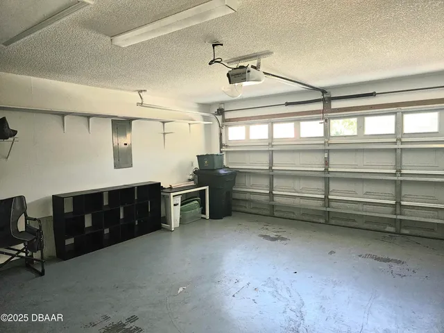 $2,000 | 6 Oak Village Drive, Ormond Beach, FL 32174