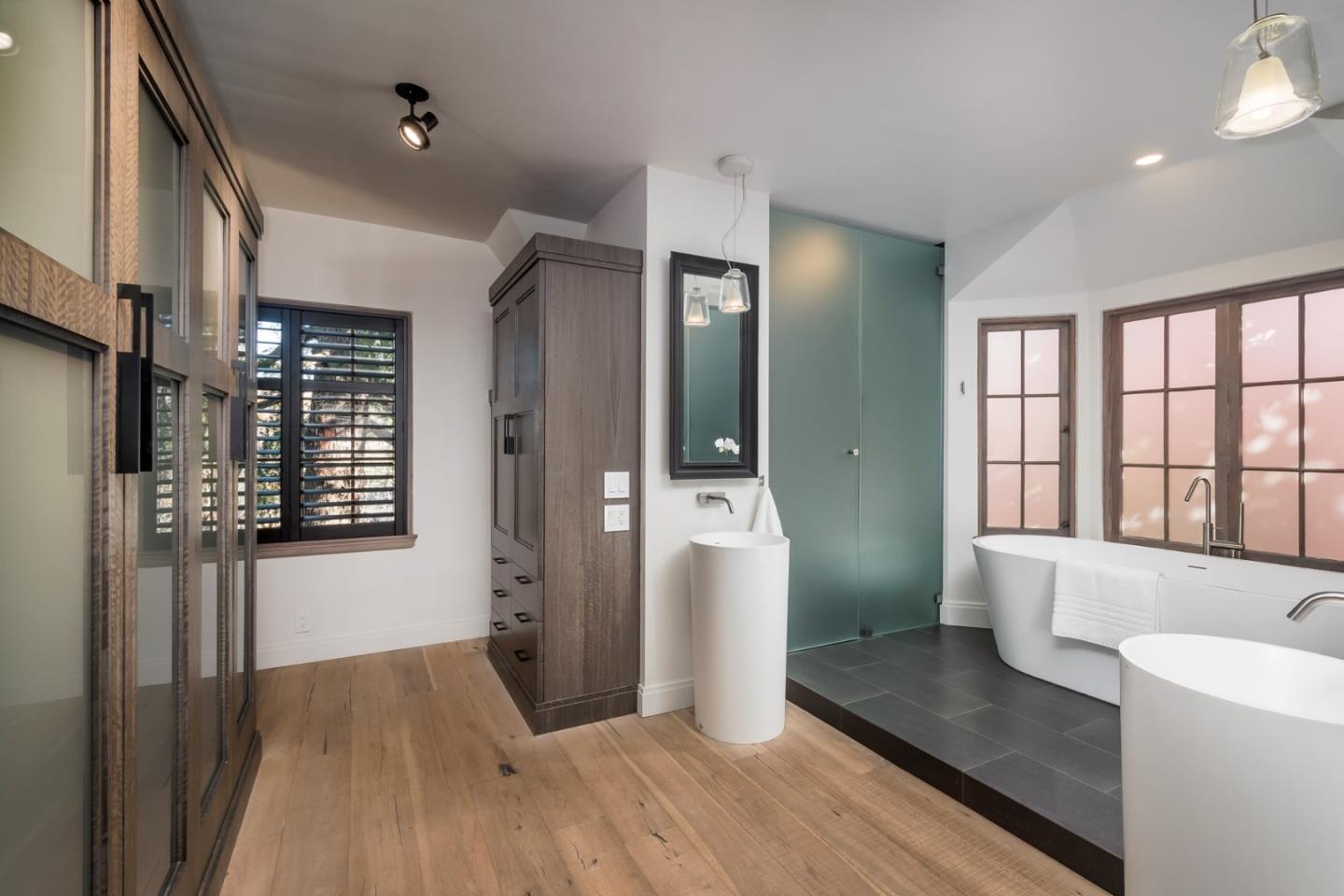 951 Baileyana Road Hillsborough, CA 94010 - Photo 20 of 35