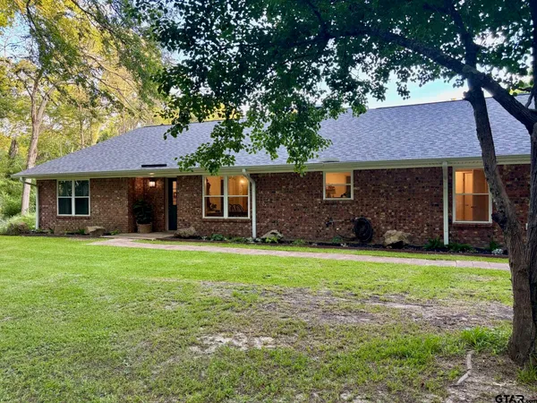 $595,000 | 10401 County Road 137, Flint, TX 75762