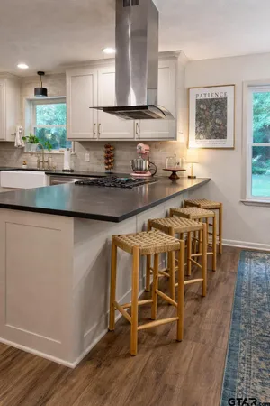 $595,000 | 10401 County Road 137, Flint, TX 75762