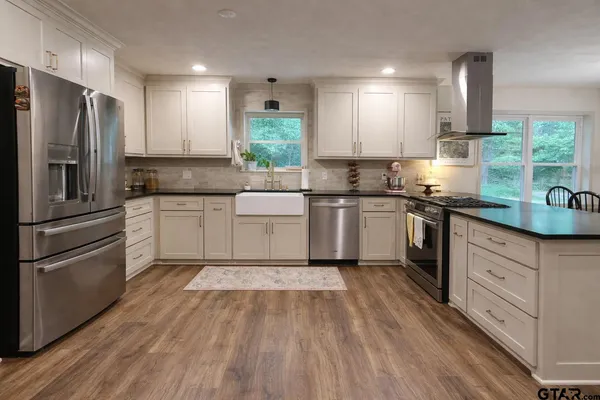 $595,000 | 10401 County Road 137, Flint, TX 75762