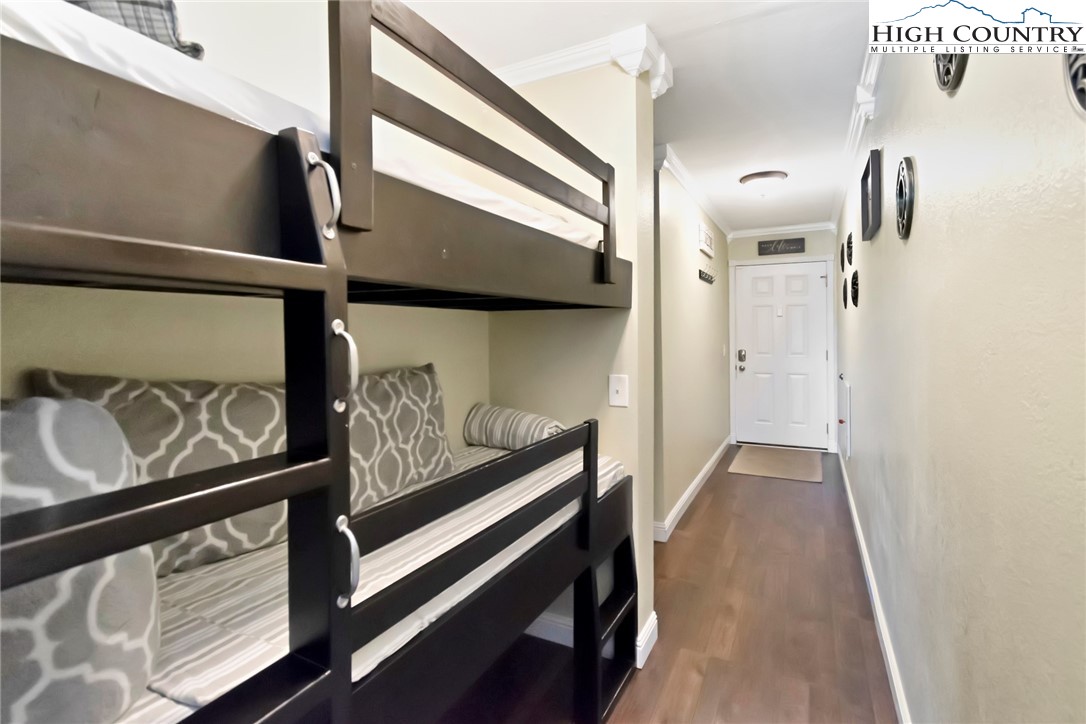 301 Pinnacle Inn Road, Unit 3230 Beech Mountain, NC 28604 - Photo 13 of 40 a view of an entryway