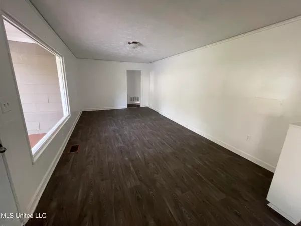 $97,000 | 1922 Shamrock Drive, Jackson, MS 39204