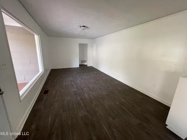 $97,000 | 1922 Shamrock Drive, Jackson, MS 39204