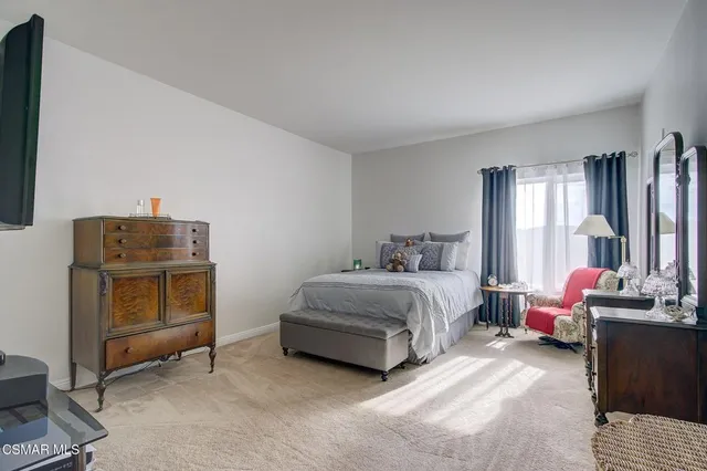 $529,995 | 17522 Sherman Way, Unit 204, Van Nuys, CA 91406