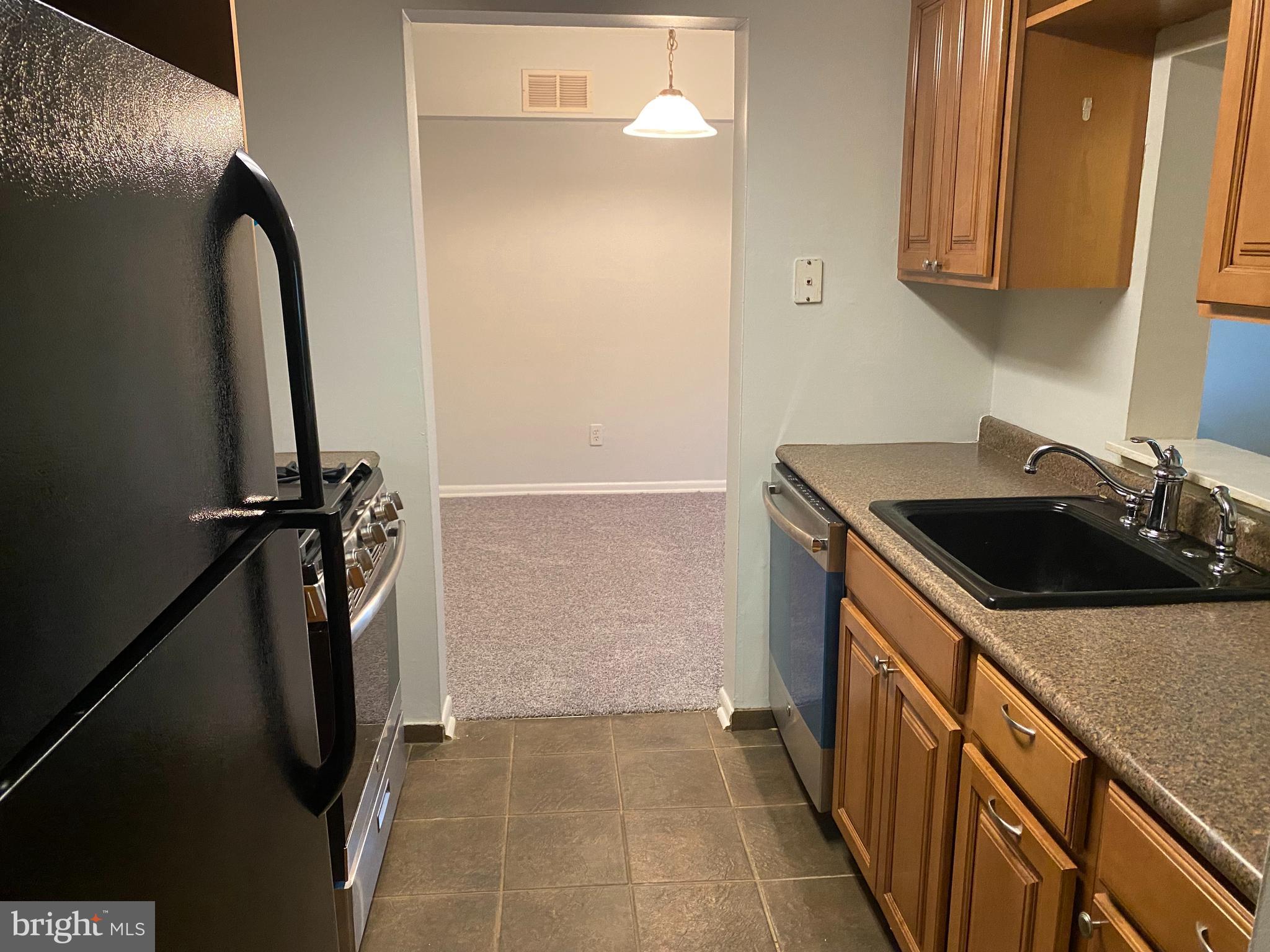 359 Drummers Lane Wayne, PA 19087 - Photo 4 of 13