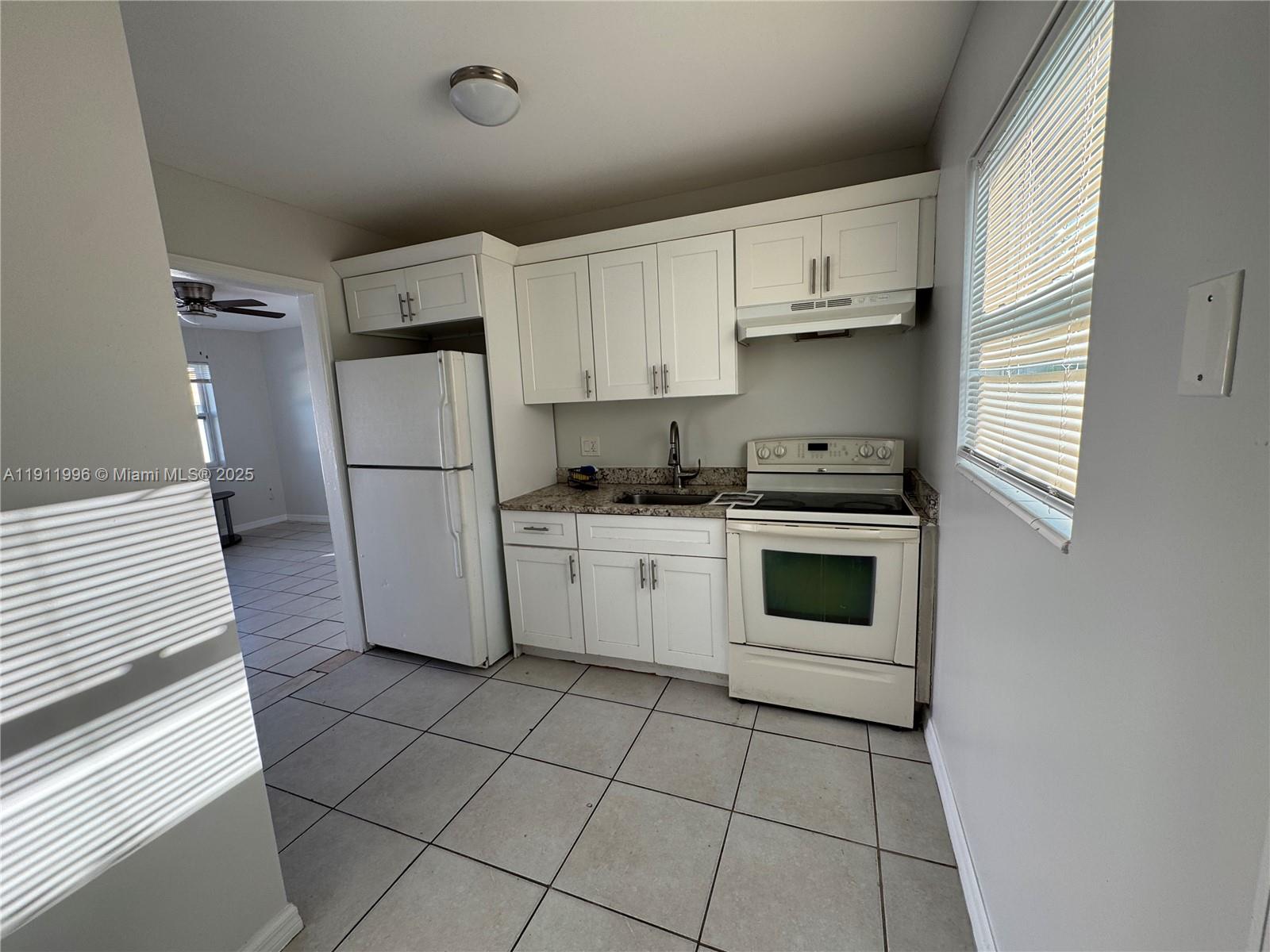 710 Northeast 25th Street, Unit 12 Pompano Beach, FL 33064 - Photo 7 of 23