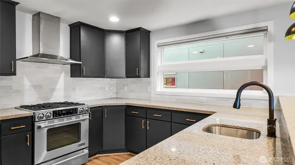 $4,700 | 7757 Sand Point Way Northeast, Unit A, Seattle, WA 98115