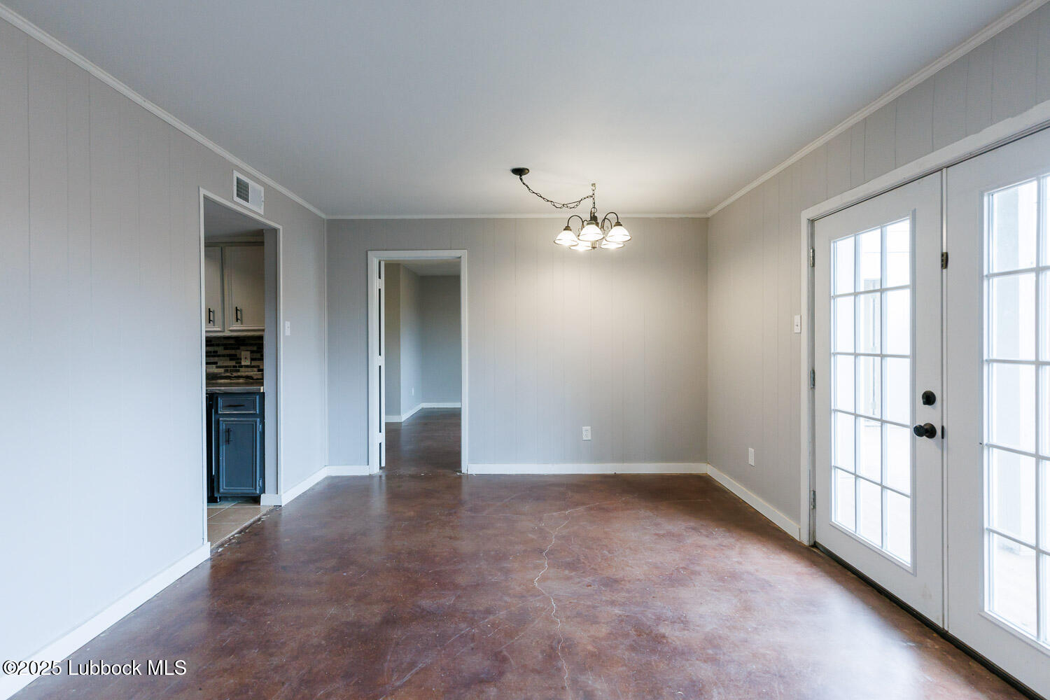 4314 52nd Street, Unit A Lubbock, TX 79413 - Photo 34 of 54 a view of an empty room with a window