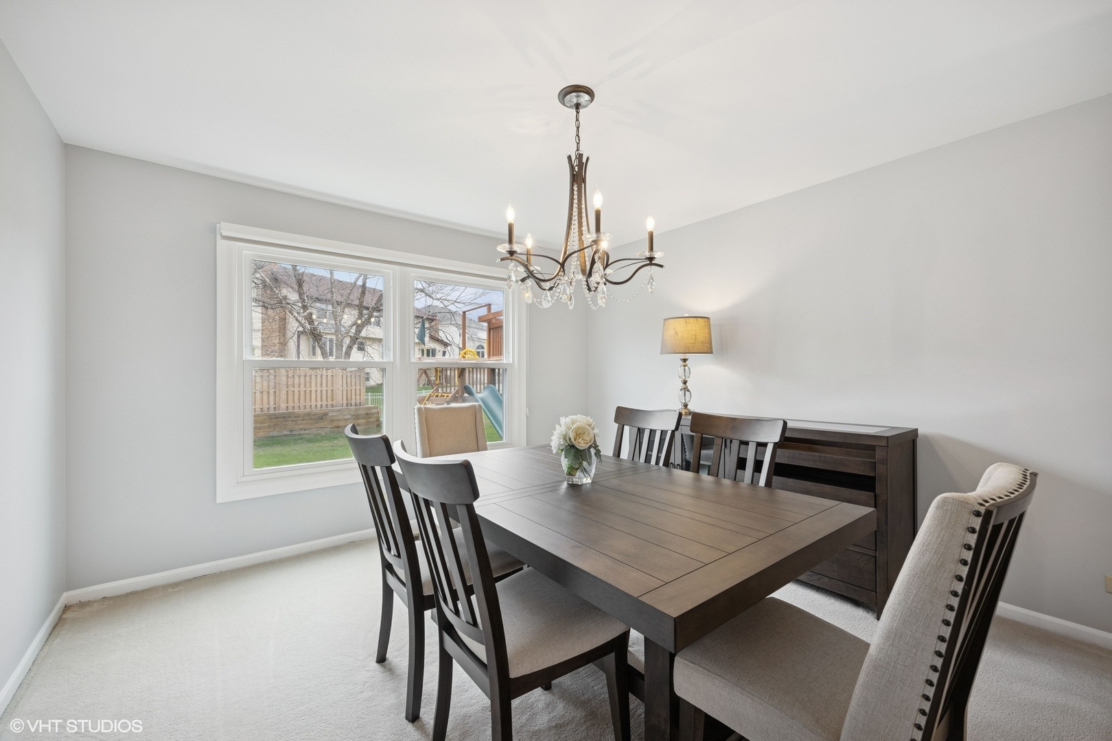 1679 Brittany Lane Hoffman Estates, IL 60192 - Photo 4 of 25