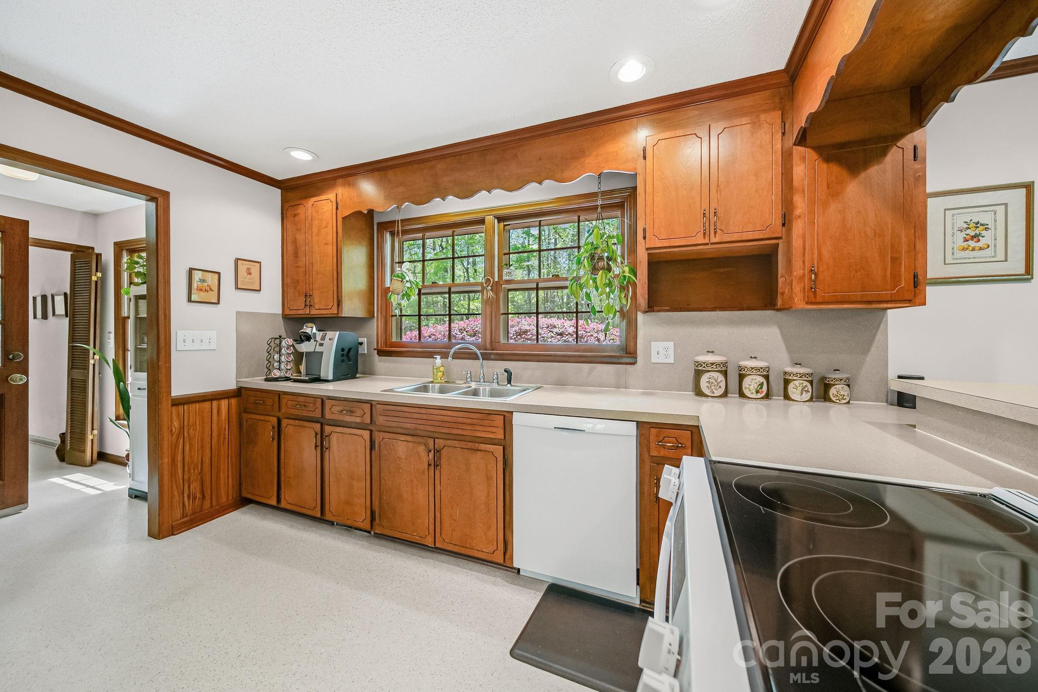 2056 Lawrence Road Clover, SC 29710 - Photo 16 of 38