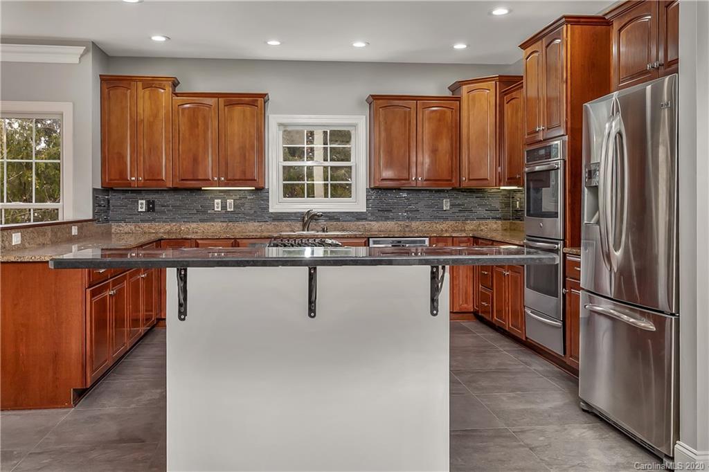 7085 Harbor Court Tega Cay, SC 29708 - Photo 7 of 27 Gallery Image 7
