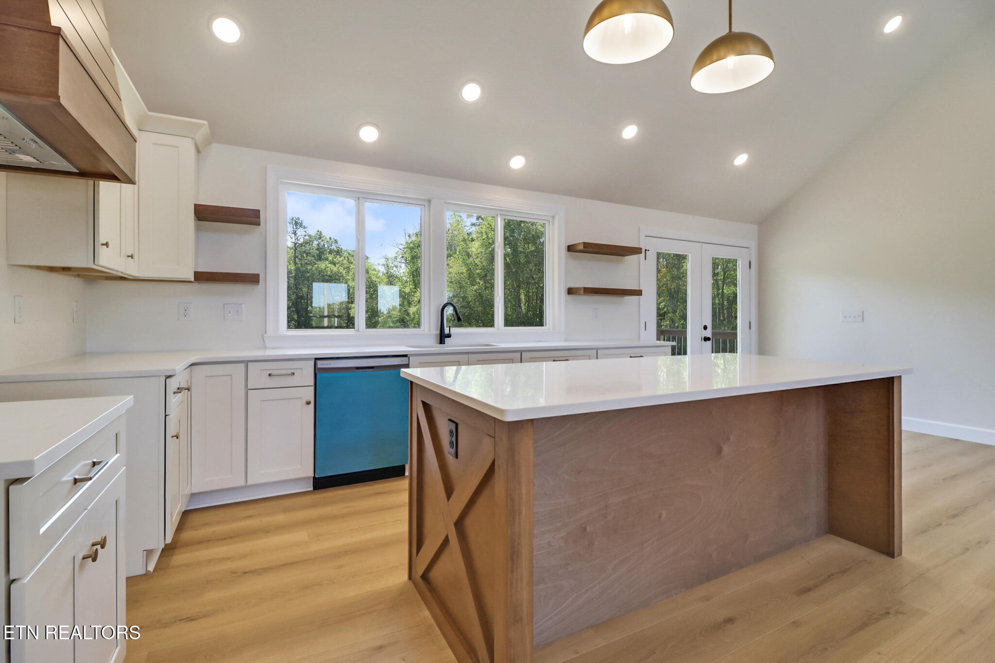 149 Falling Leaf Road Jamestown, TN 38556 - Photo 15 of 32