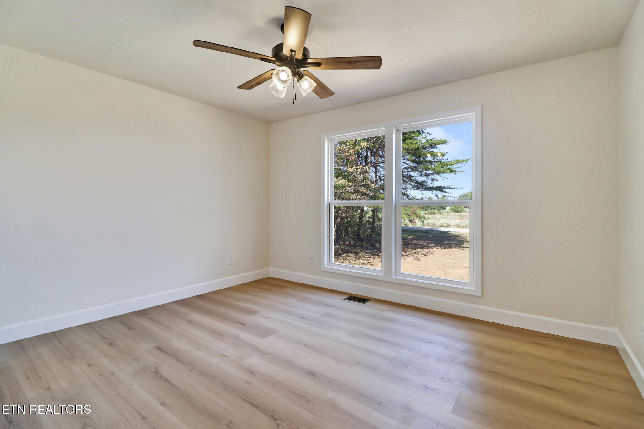 149 Falling Leaf Road Jamestown, TN 38556 - Photo 26 of 32