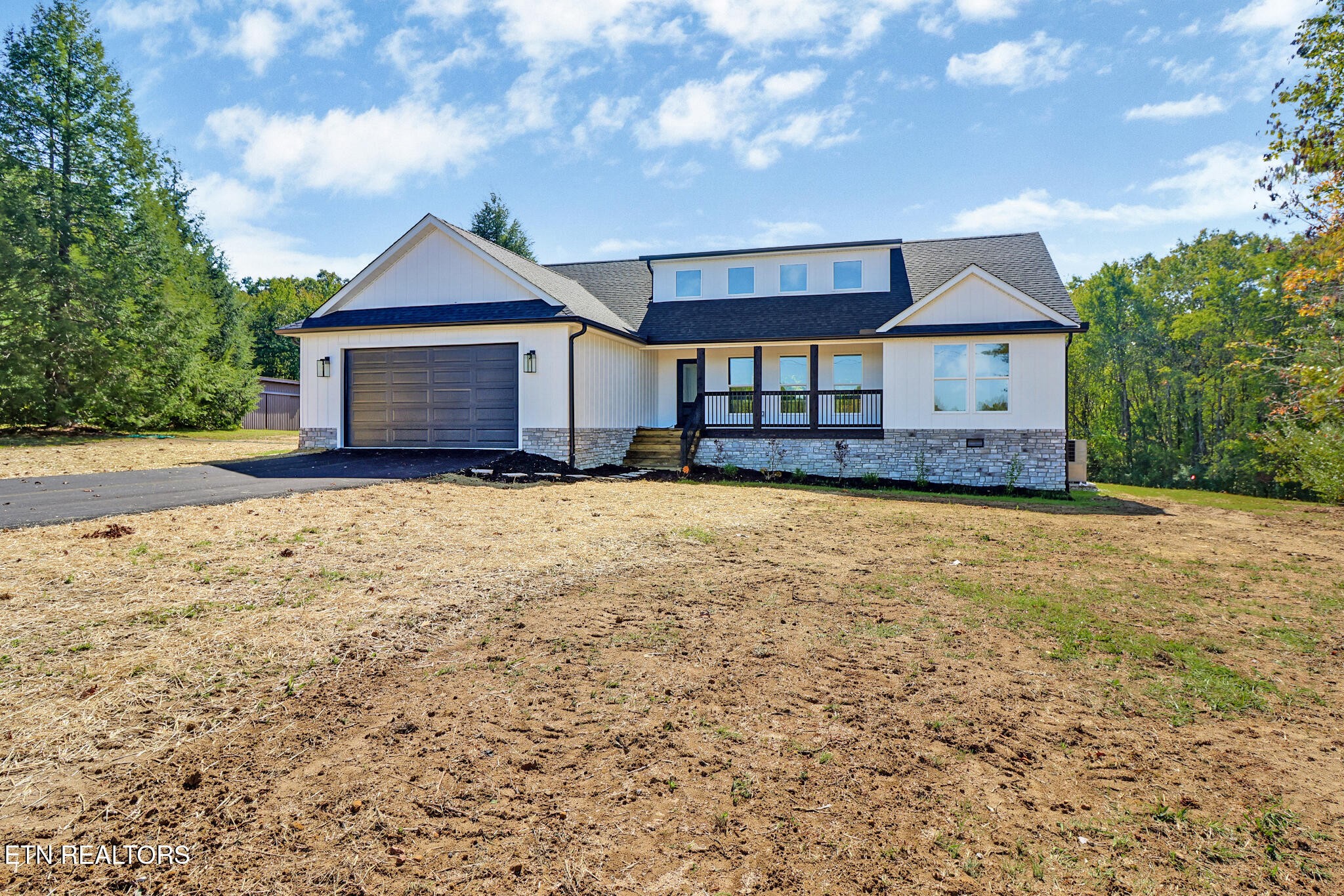 149 Falling Leaf Road Jamestown, TN 38556 - Photo 3 of 32