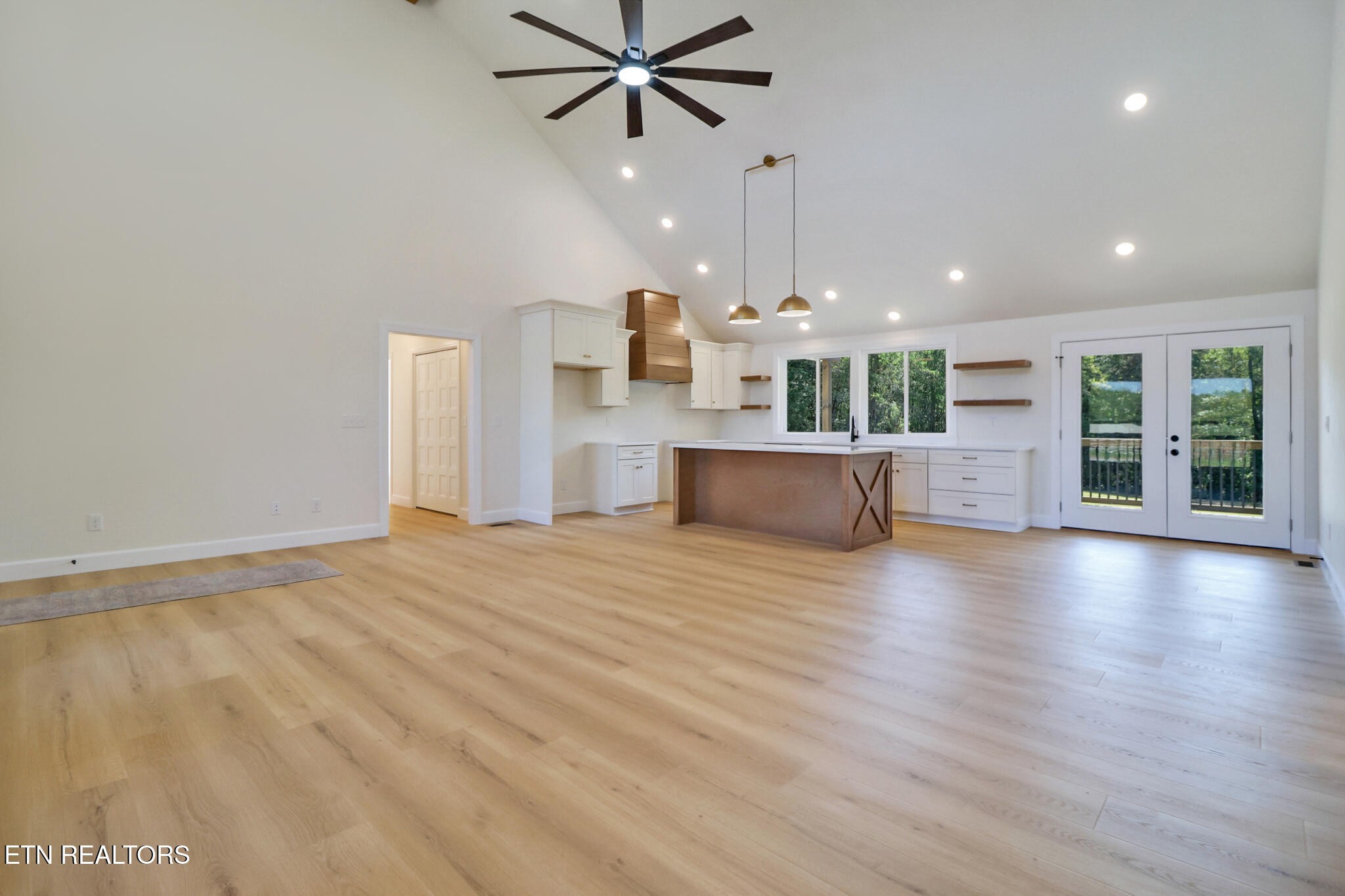 149 Falling Leaf Road Jamestown, TN 38556 - Photo 9 of 32