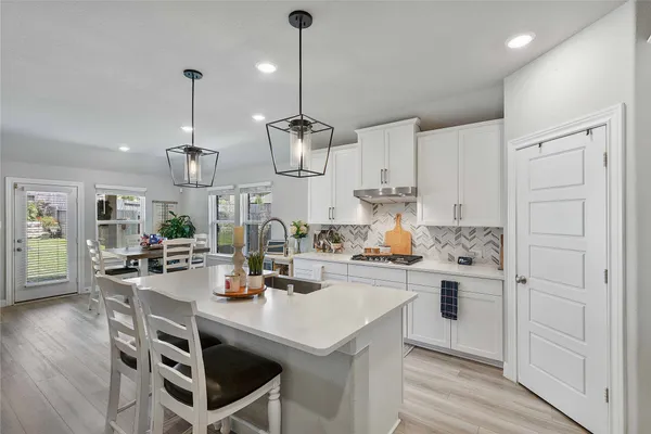 $350,000 | 7045 Lauren Oak Drive, Conroe, TX 77304
