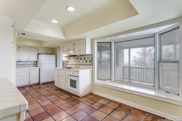 $475,000 | 11006 Bar X Trail, Helotes, TX 78023