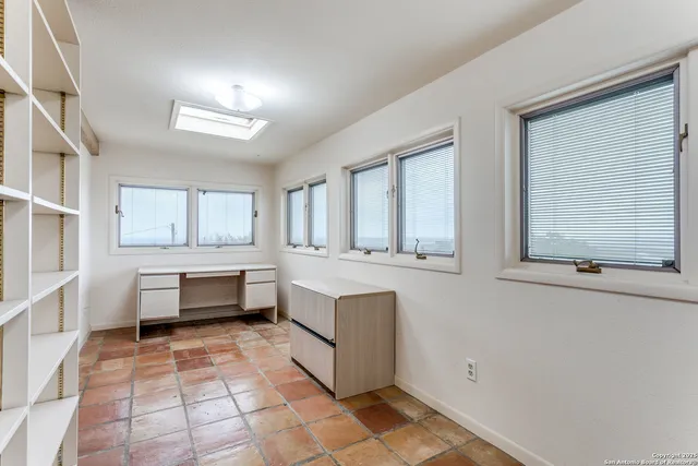 $475,000 | 11006 Bar X Trail, Helotes, TX 78023