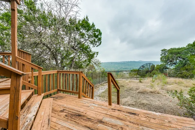$475,000 | 11006 Bar X Trail, Helotes, TX 78023