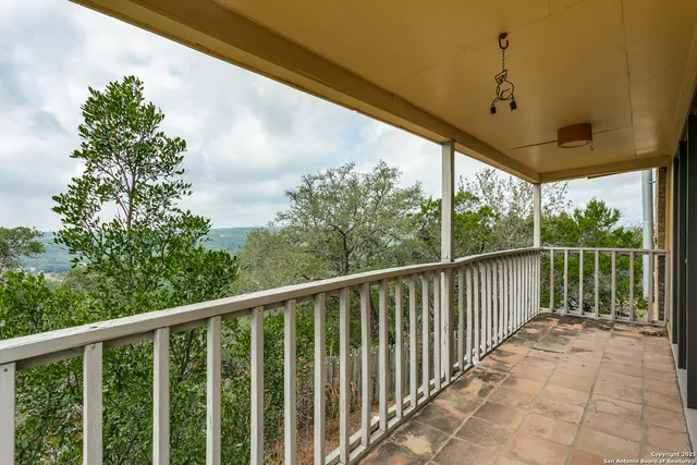 $475,000 | 11006 Bar X Trail, Helotes, TX 78023