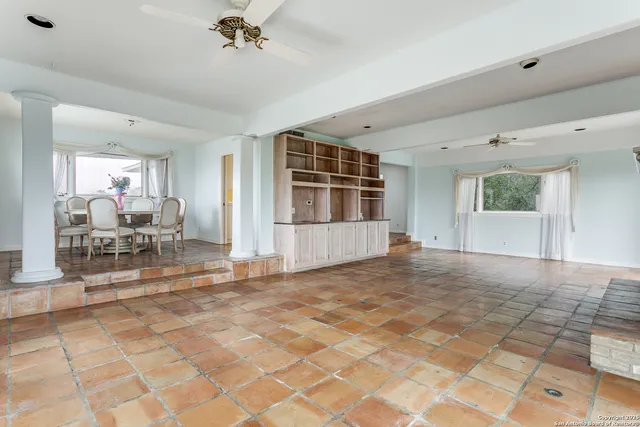 $475,000 | 11006 Bar X Trail, Helotes, TX 78023