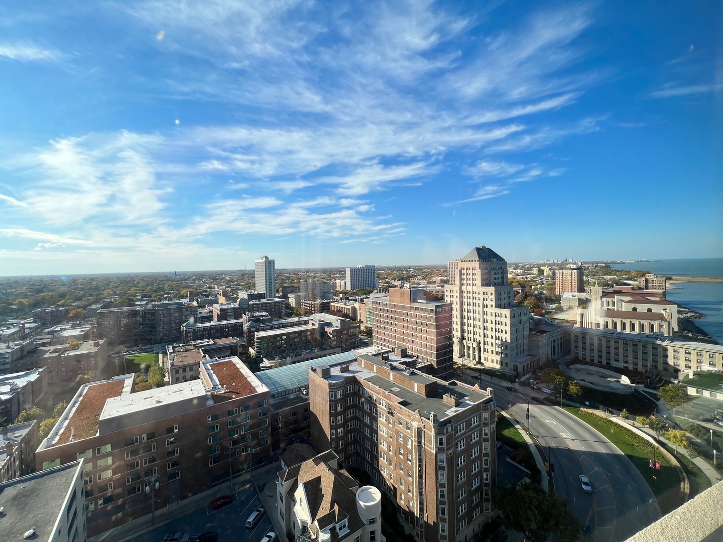 6325 North Sheridan Road, Unit 2007 Chicago, IL 60660 - Photo 13 of 17
