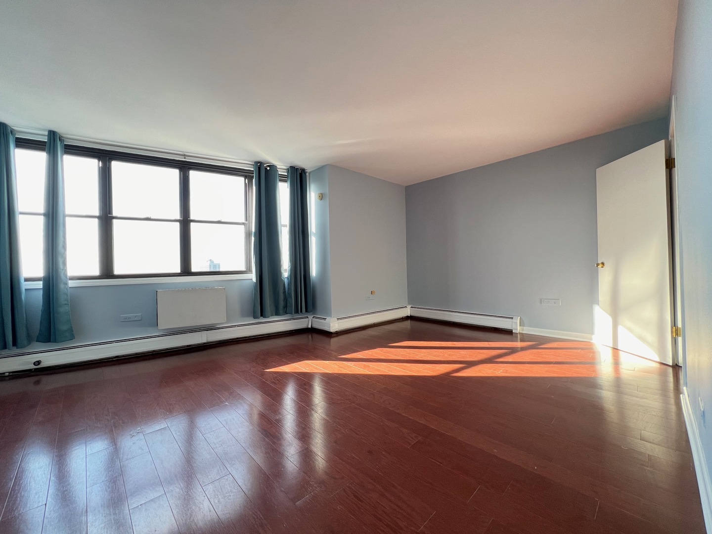 6325 North Sheridan Road, Unit 2007 Chicago, IL 60660 - Photo 6 of 17