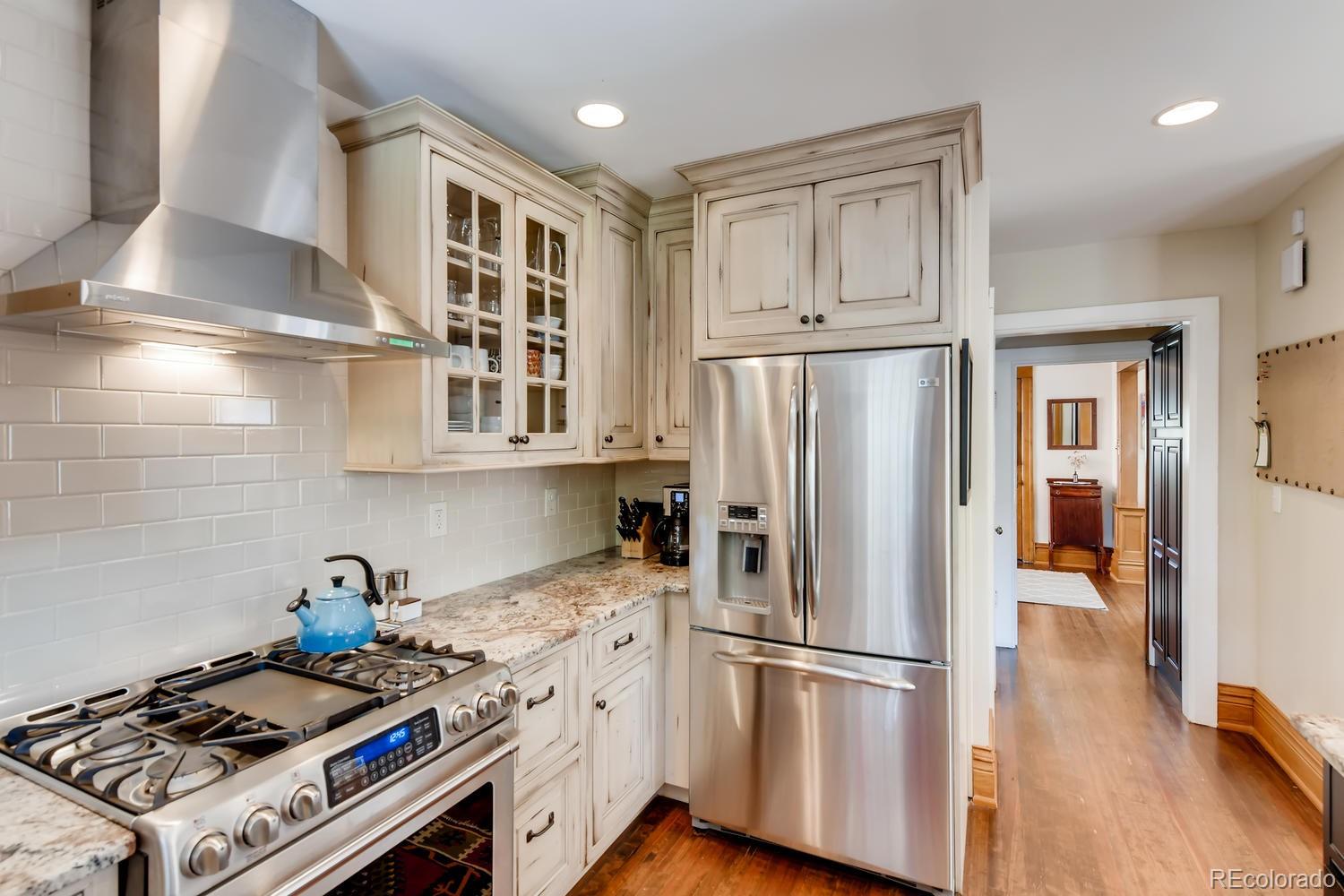 487 South Pennsylvania Street Denver, CO 80209 - Photo 13 of 28