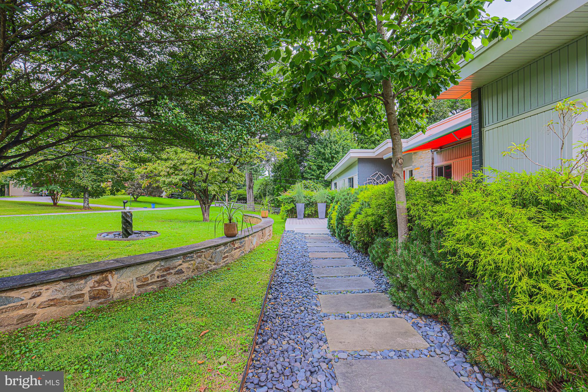 3506 Gardenview Road Baltimore, MD 21208 - Photo 3 of 43 Landscaping