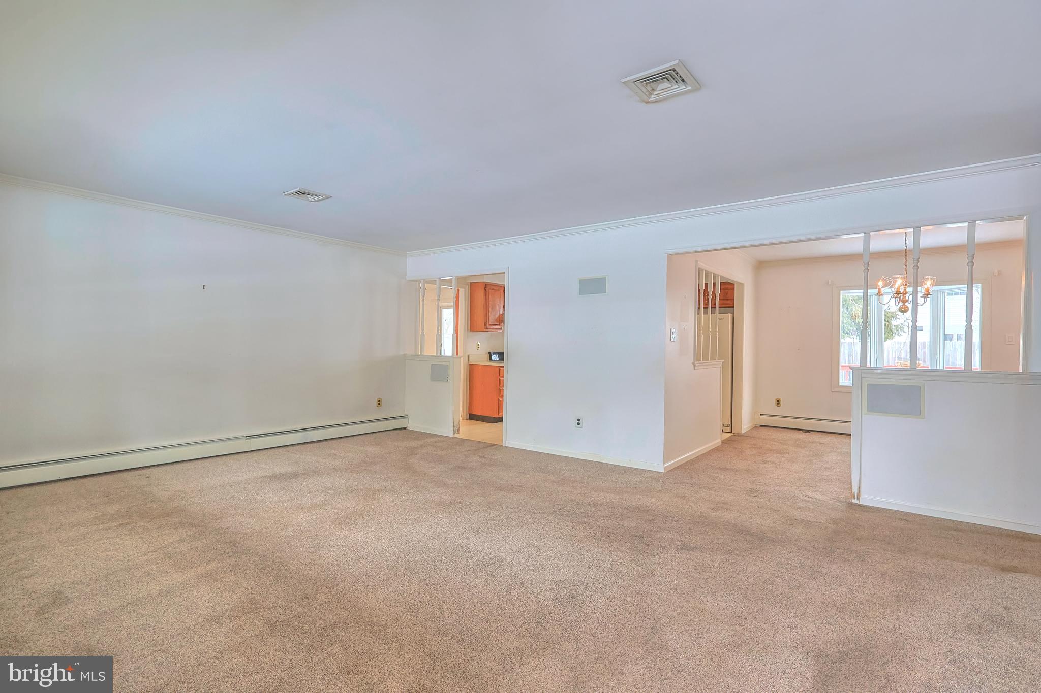 807 North Broad Street Doylestown, PA 18901 - Photo 7 of 19 Living Room