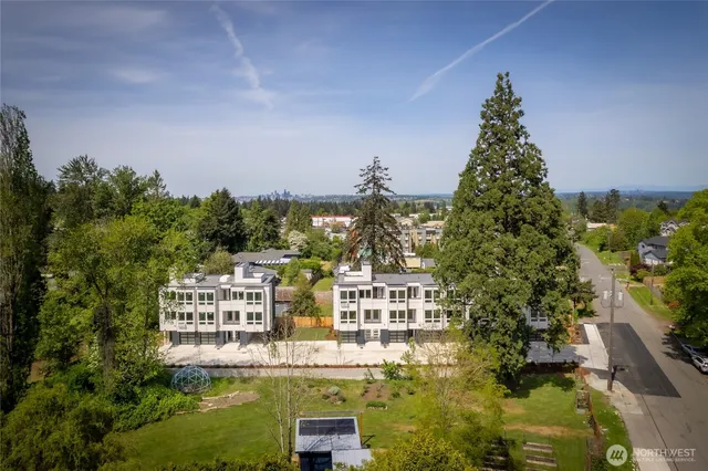 $539,000 | 12225 Roseberg Avenue South, Unit 4, Seattle, WA 98168