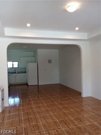 $1,800 | 423 Canyon Drive South, Lehigh Acres, FL 33936