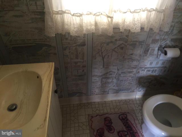 2926 Old Rte 50 Cambridge, MD 21613 - Photo 10 of 17 Bath