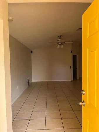 $2,100 | 3049 Southeast 38th Avenue, Okeechobee, FL 34974