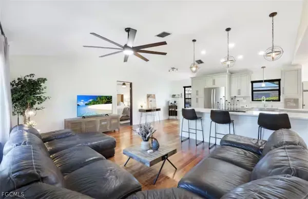 $2,600 | 1810 Northwest 17th Street, Cape Coral, FL 33993