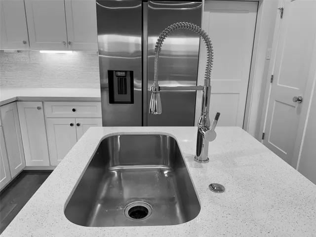 $2,495 | 5624 Bertellis Lane, Houston, TX 77091