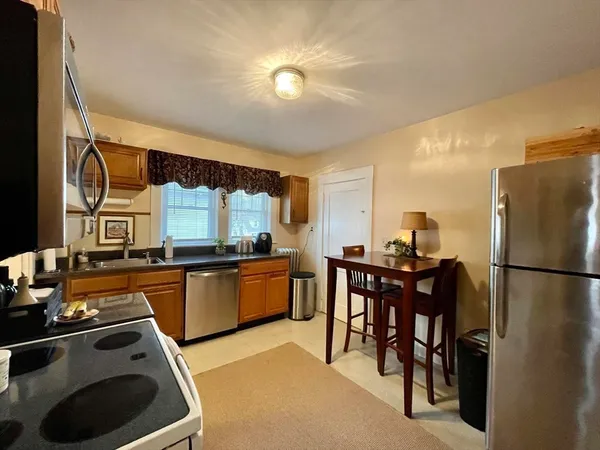 $2,900 | 29 Springfield Street, Unit 29, Watertown, MA 02472
