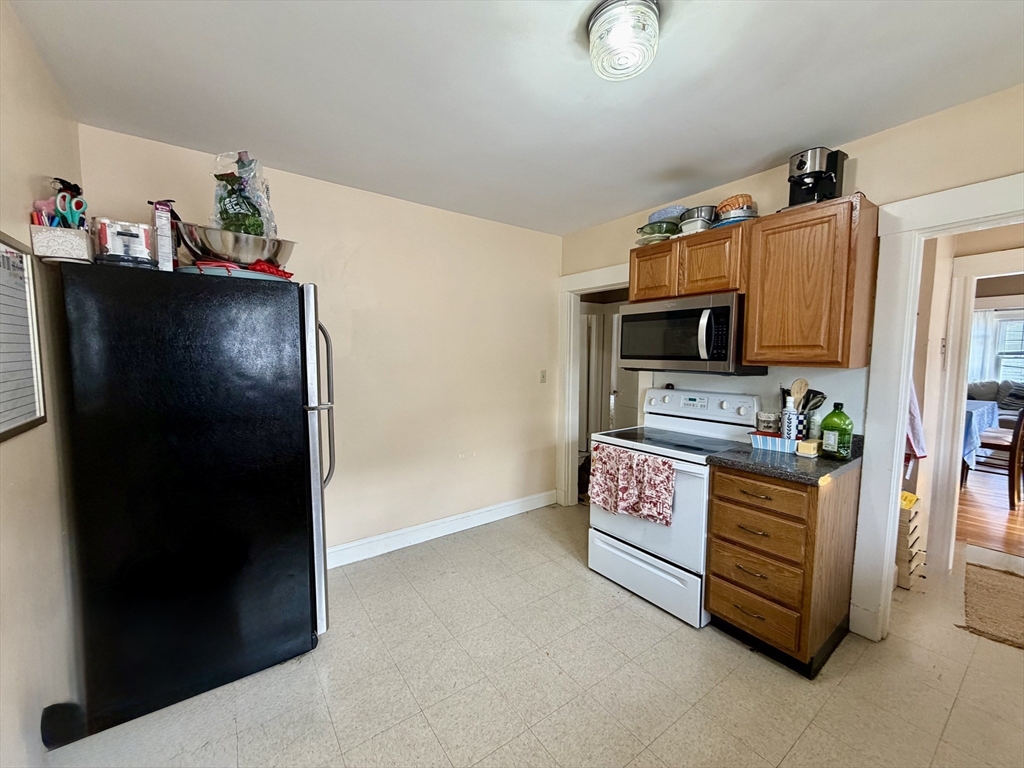 29 Springfield Street, Unit 29 Watertown, MA 02472 - Photo 13 of 28