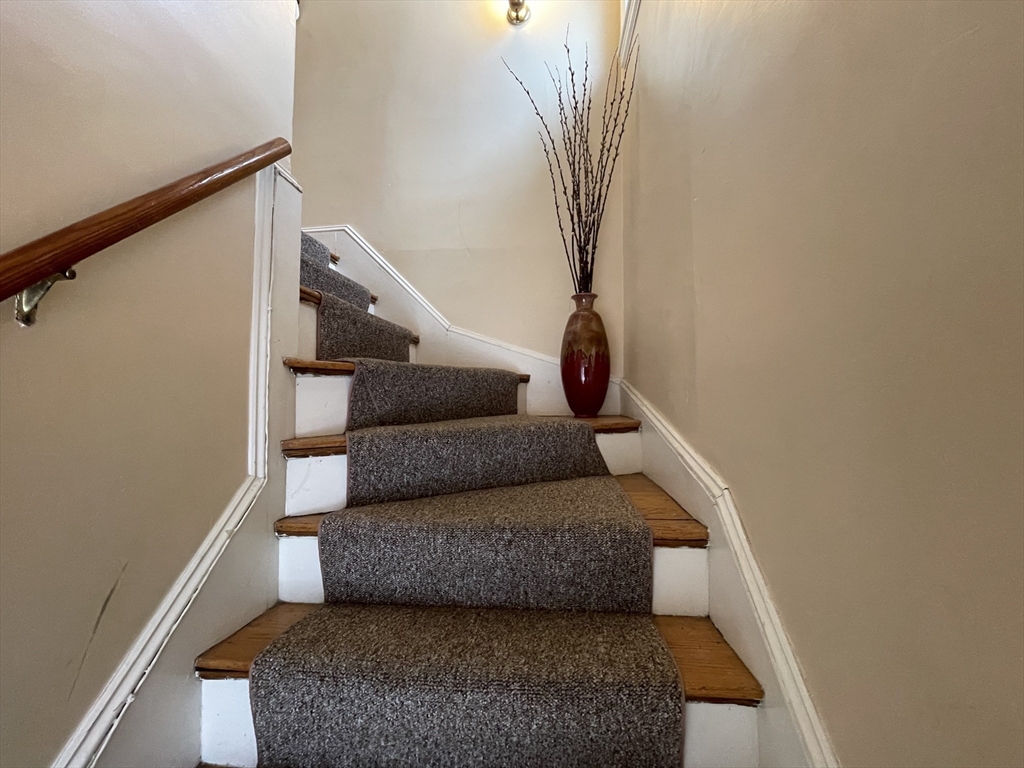 29 Springfield Street, Unit 29 Watertown, MA 02472 - Photo 3 of 28