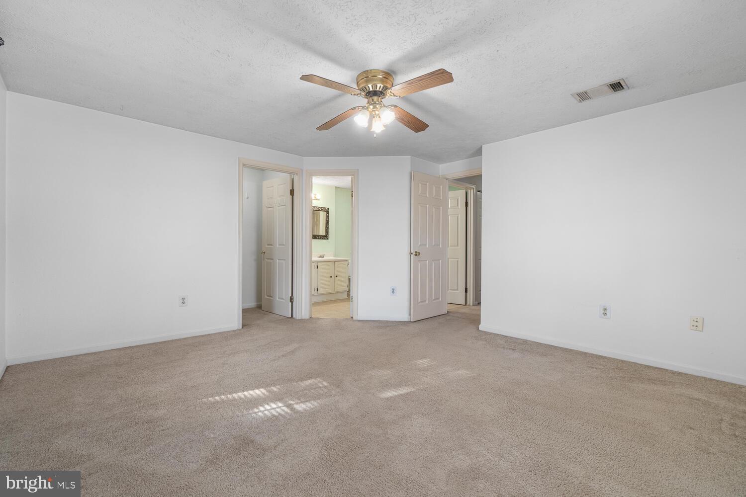 802 Stratford Way, Unit J Frederick, MD 21701 - Photo 17 of 33
