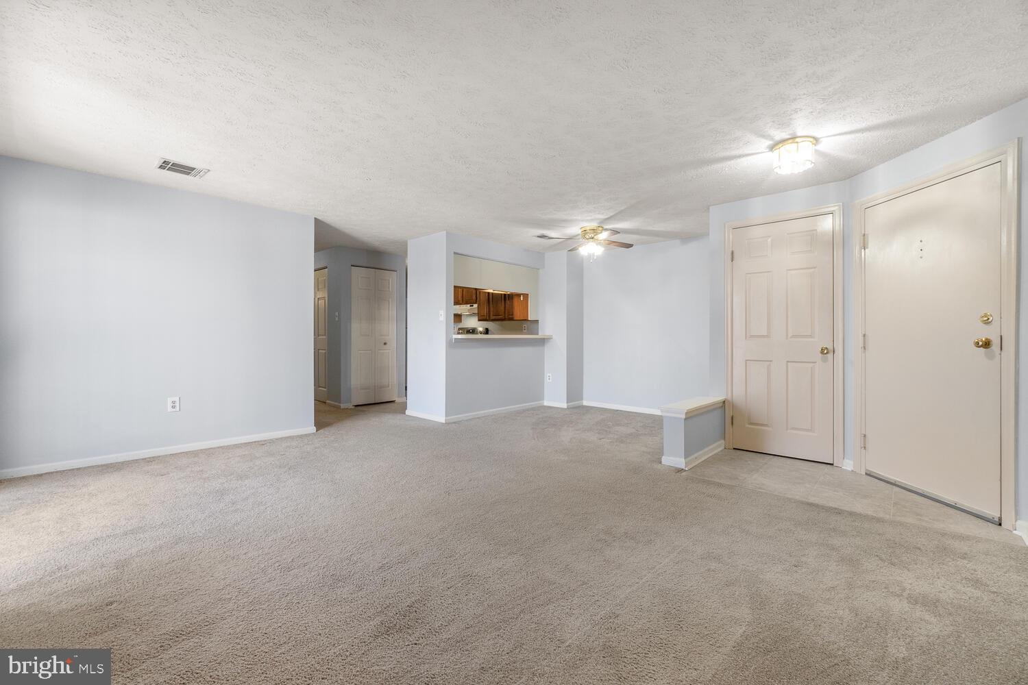 802 Stratford Way, Unit J Frederick, MD 21701 - Photo 6 of 33